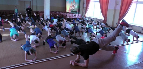 Массовая физкультурно-оздоровительная акция «Зарядка для всех!»