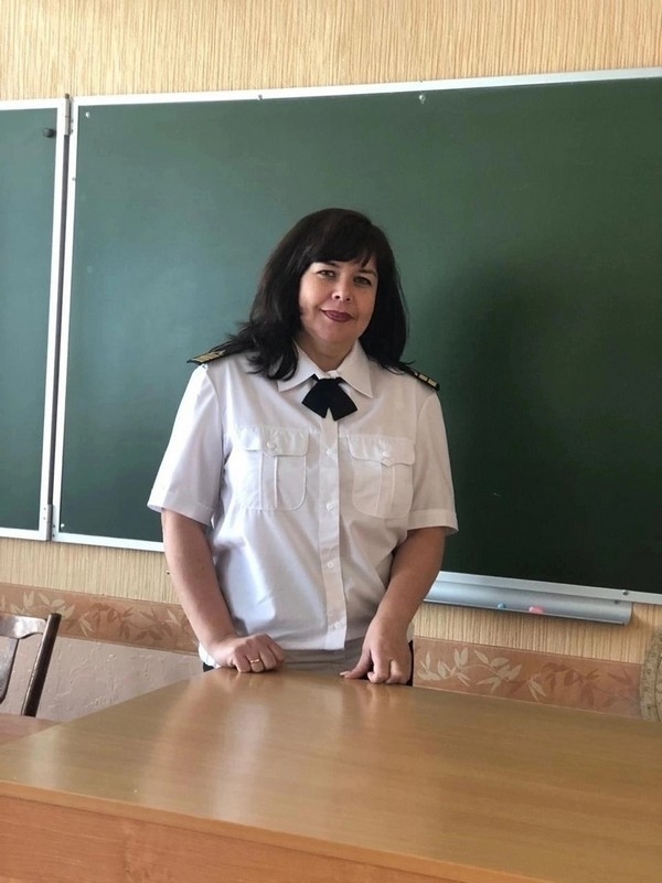Иванова Наталья Анатольевна – внимательна, тактична, доброжелательна и честна
