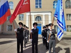 Праздничный концерт "Сквозь года звенит Победа"