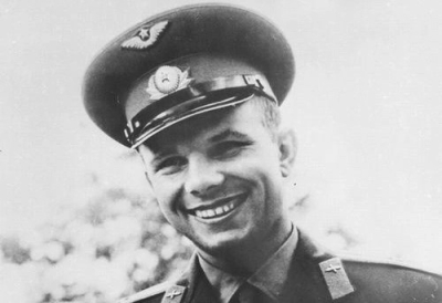 90 лет Юрию Алексеевичу Гагарину