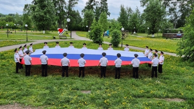 С Днем России!